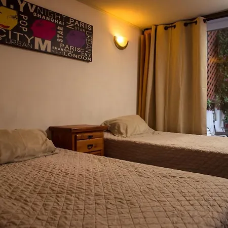 Hostal Casa De Huespedes 269-2